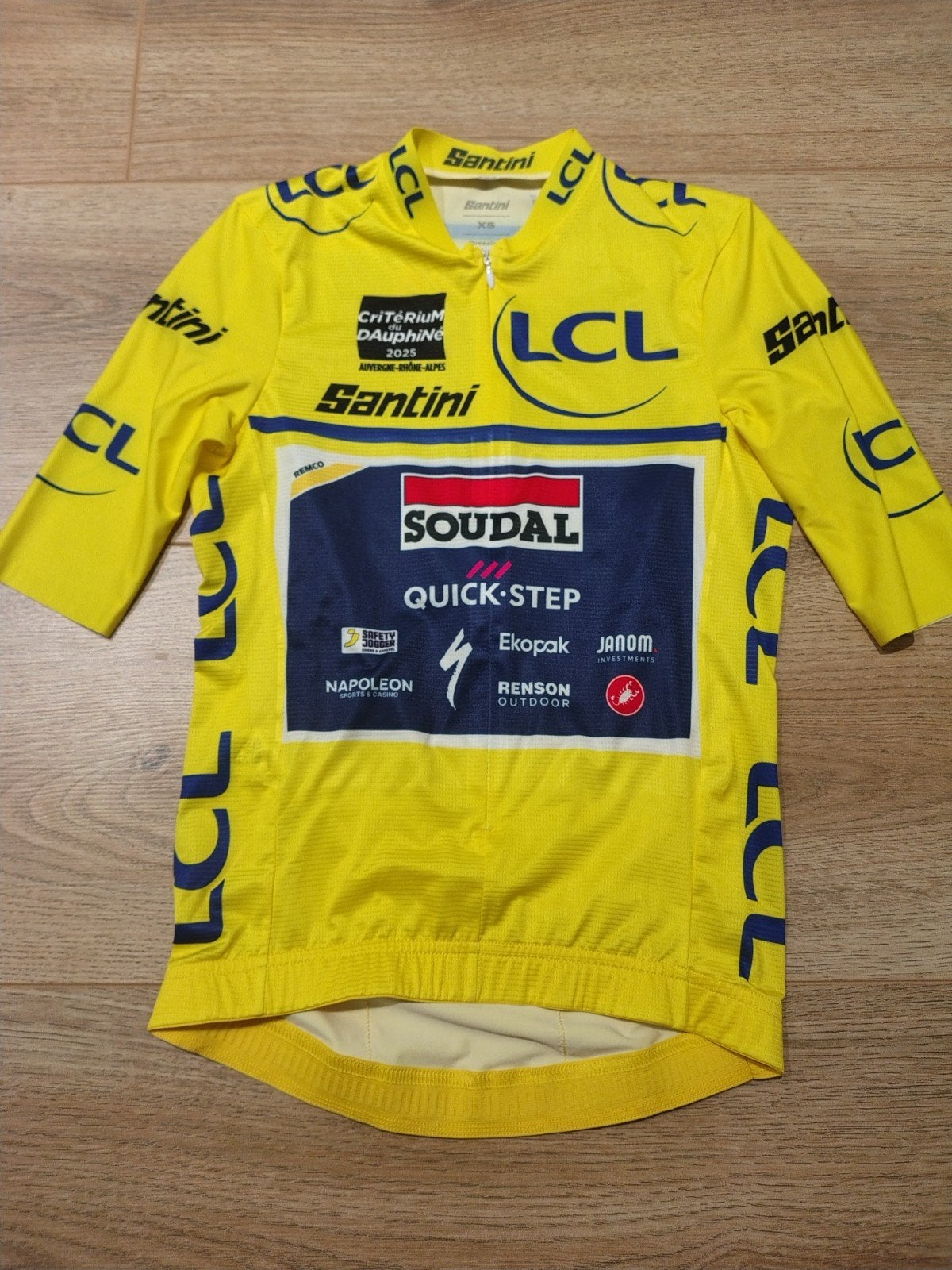 gele leiderstrui Dauphiné 2025 team soudal-quickstep, Fietsen en Brommers, Fietsaccessoires | Fietskleding, Ophalen of Verzenden
