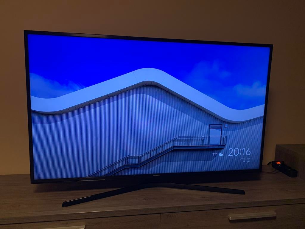 Téléviseur Samsung 50 pouces, TV, Hi-fi & Vidéo, Télévisions, Comme neuf, Samsung, 50 Hz, Smart TV, Enlèvement