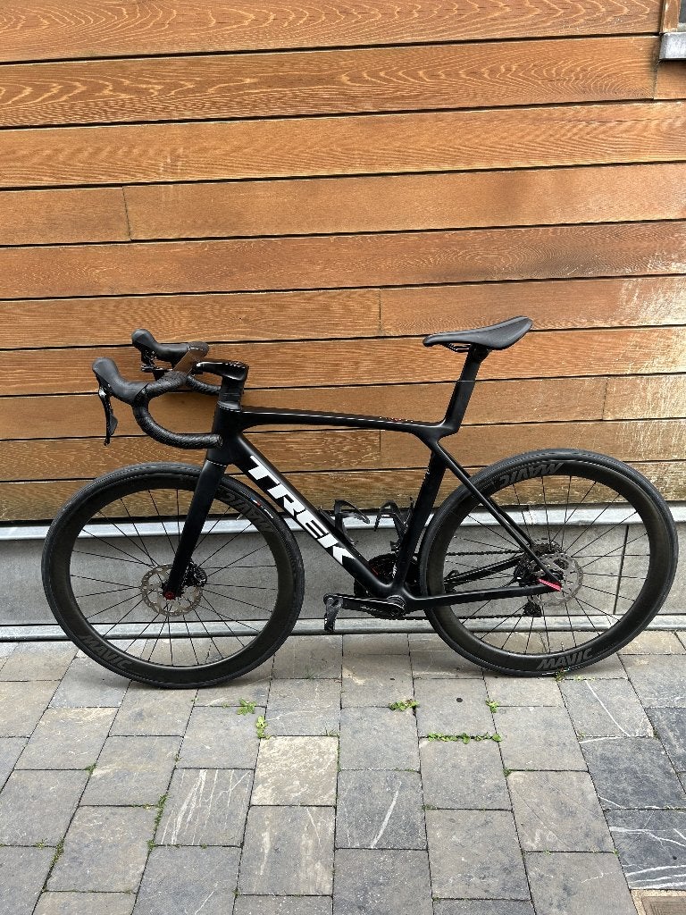 Trek Madone, Vélos & Vélomoteurs, Vélos | Vélos de course, Comme neuf, Hommes, Autres marques, 10 à 15 vitesses, 28 pouces, Frein à disque