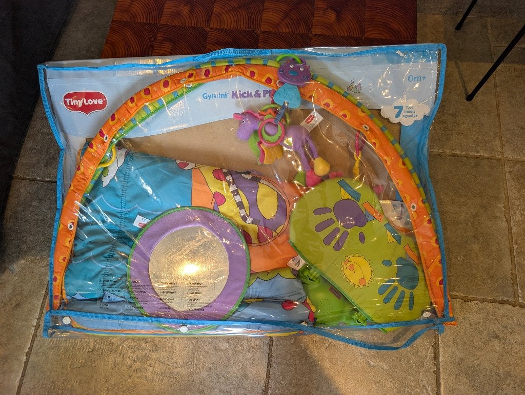 Gymini kick & play Tiny Love, Kinderen en Baby's, Ophalen, Gebruikt