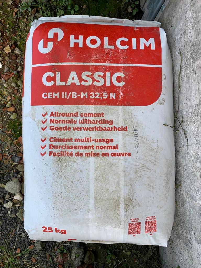 Cement zak 25 kg, Doe-het-zelf en Bouw, Ophalen, Zo goed als nieuw