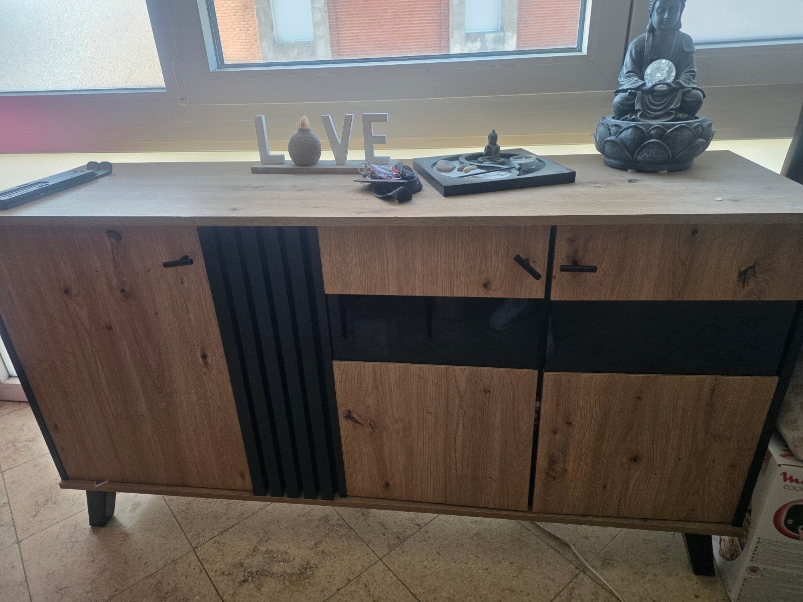 buffet noir et bois clair, Enlèvement, Utilisé