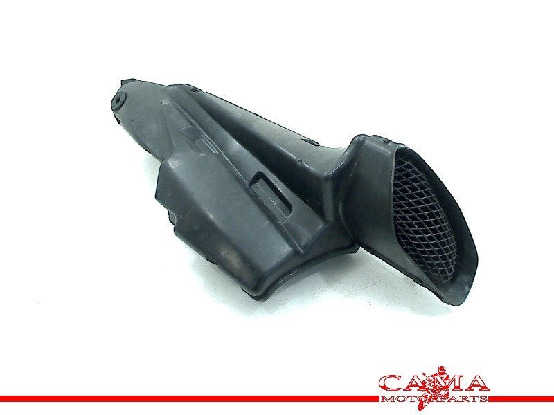 PRISE D'AIR GAUCHE GSX R 750 2006-2007 (GSXR750 K6 / K7), Dhr. S. di Majo, Utilisé, Info@cama-motorparts.nl, P.J. Troelstraweg 8 8
3144 CX  MAASSLUIS, NL