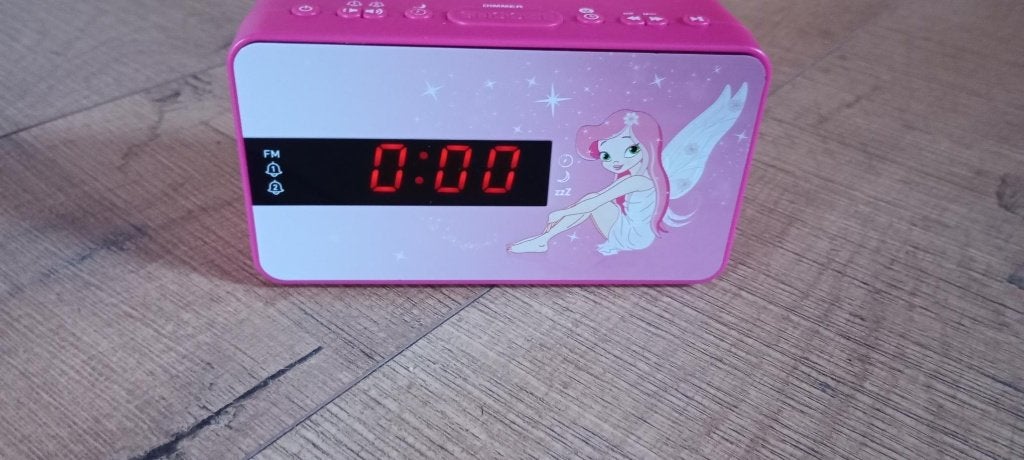 wekker radio meisjes, Roze, Ophalen of Verzenden, Zo goed als nieuw, Klok