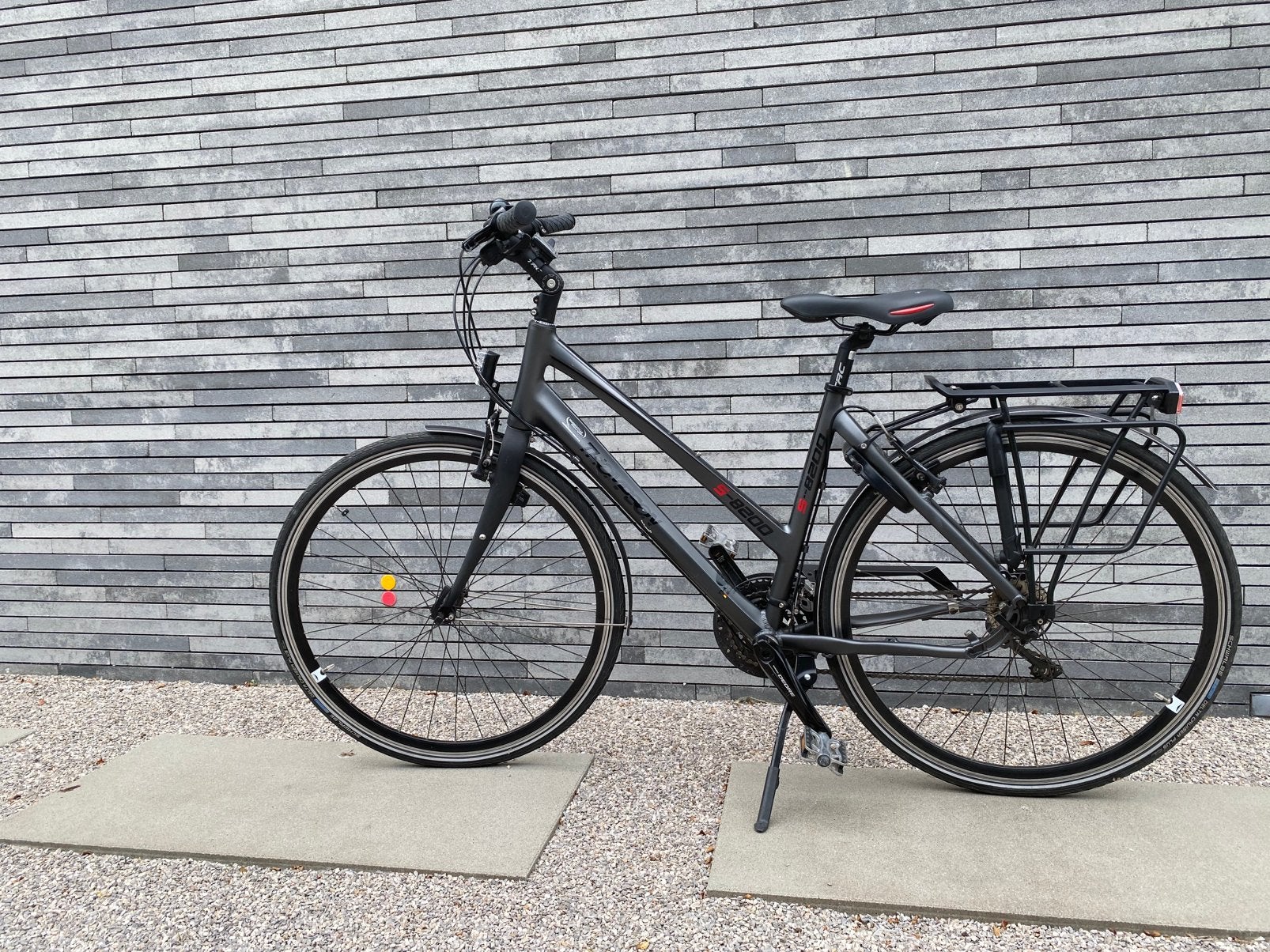 Sportieve damesfiets Thompson S-8200, Zo goed als nieuw, Meer dan 20 versnellingen, Schijfrem, Ophalen