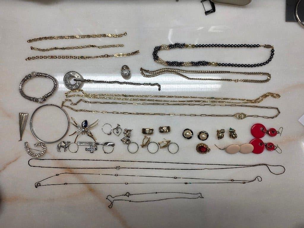 Juwelen voor rommelmarkt of voor op te maken, Hobby en Vrije tijd, Kralen en Sieraden maken, Ophalen of Verzenden, Gebruikt, Hanger