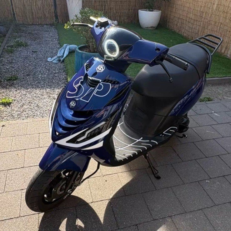 zip 70 cc , GESTOLEN , scooter / brommer, Ophalen, Zip