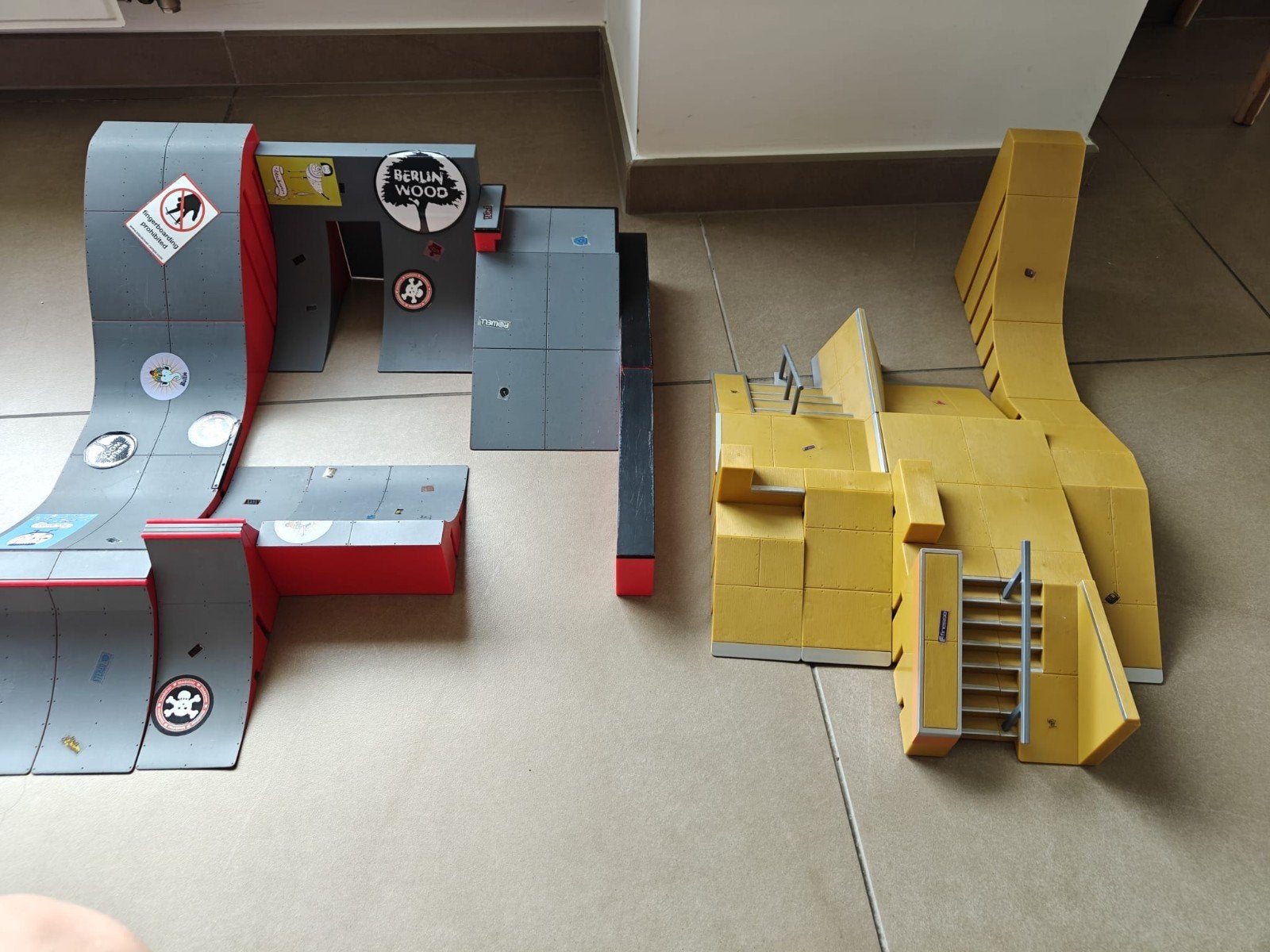 2 ramps voor fingerboards, Ophalen