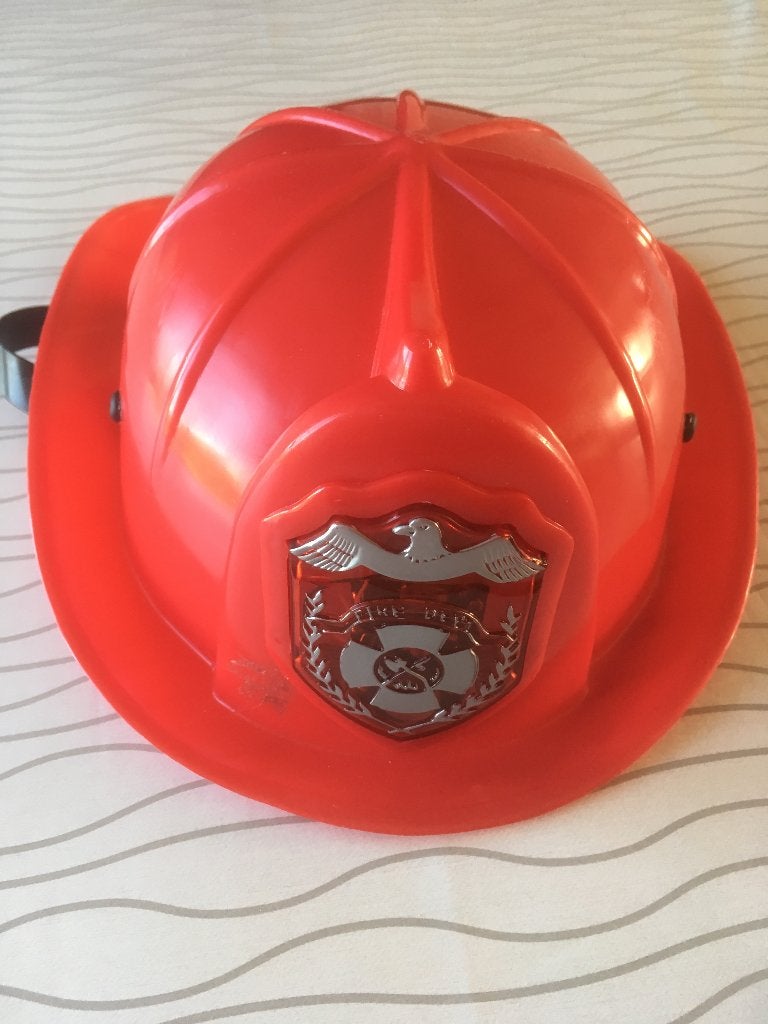 brandweerhelm - carnaval - verkleedspullen - Helm met licht, Kinderen en Baby's, Ophalen of Verzenden, Zo goed als nieuw, Jongen of Meisje