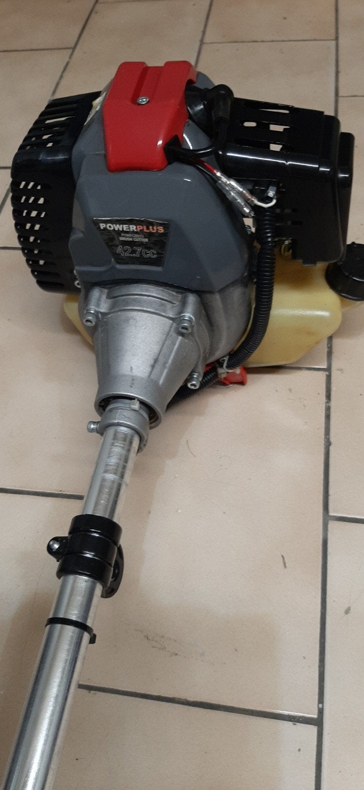 Débroussailleuse à lame et fil très bon état, Tuin en Terras, Bosmaaiers, Gebruikt, Benzine, 30 tot 50 cm, Ophalen