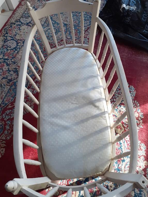antiek baby bed, Antiek en Kunst, Antiek | Meubels | Bedden, Ophalen