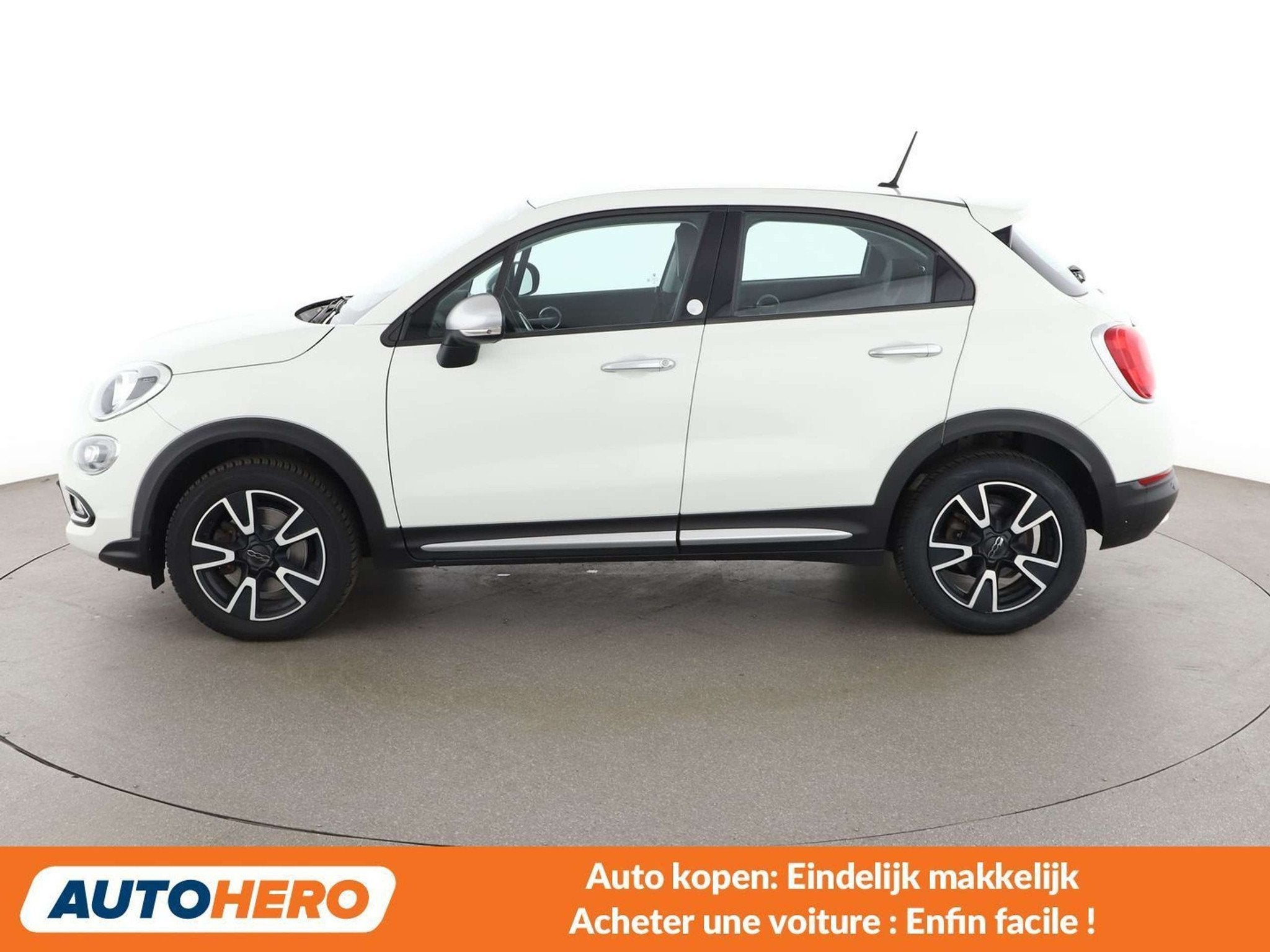 Fiat 500X 1.4 Turbo Mirror (bj 2018), Auto's, Voorwielaandrijving, Stof, Zwart, Wit