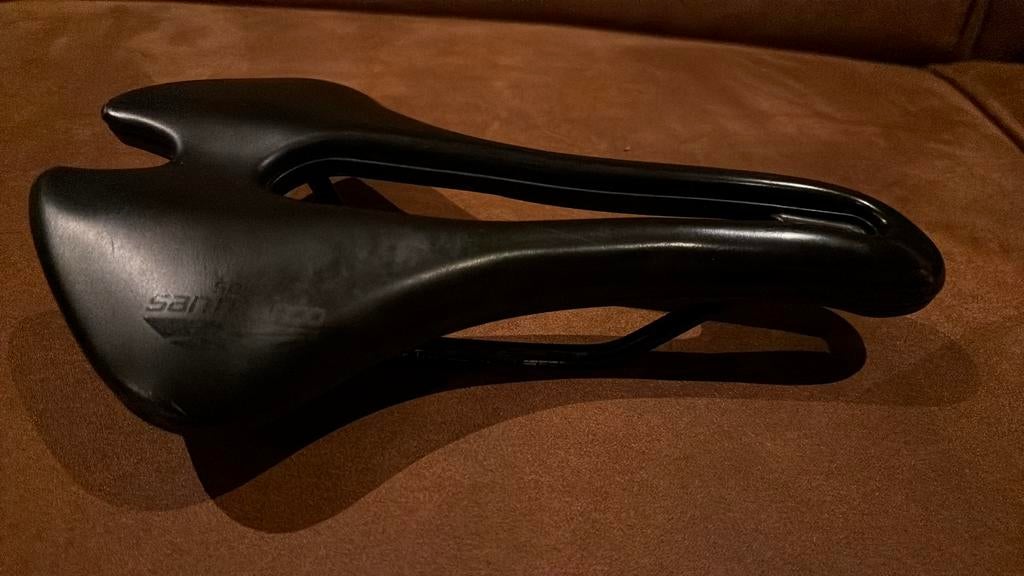 Zadel selle San Marco Aspide wide, Fietsen en Brommers, Ophalen of Verzenden, Zo goed als nieuw, Zadel
