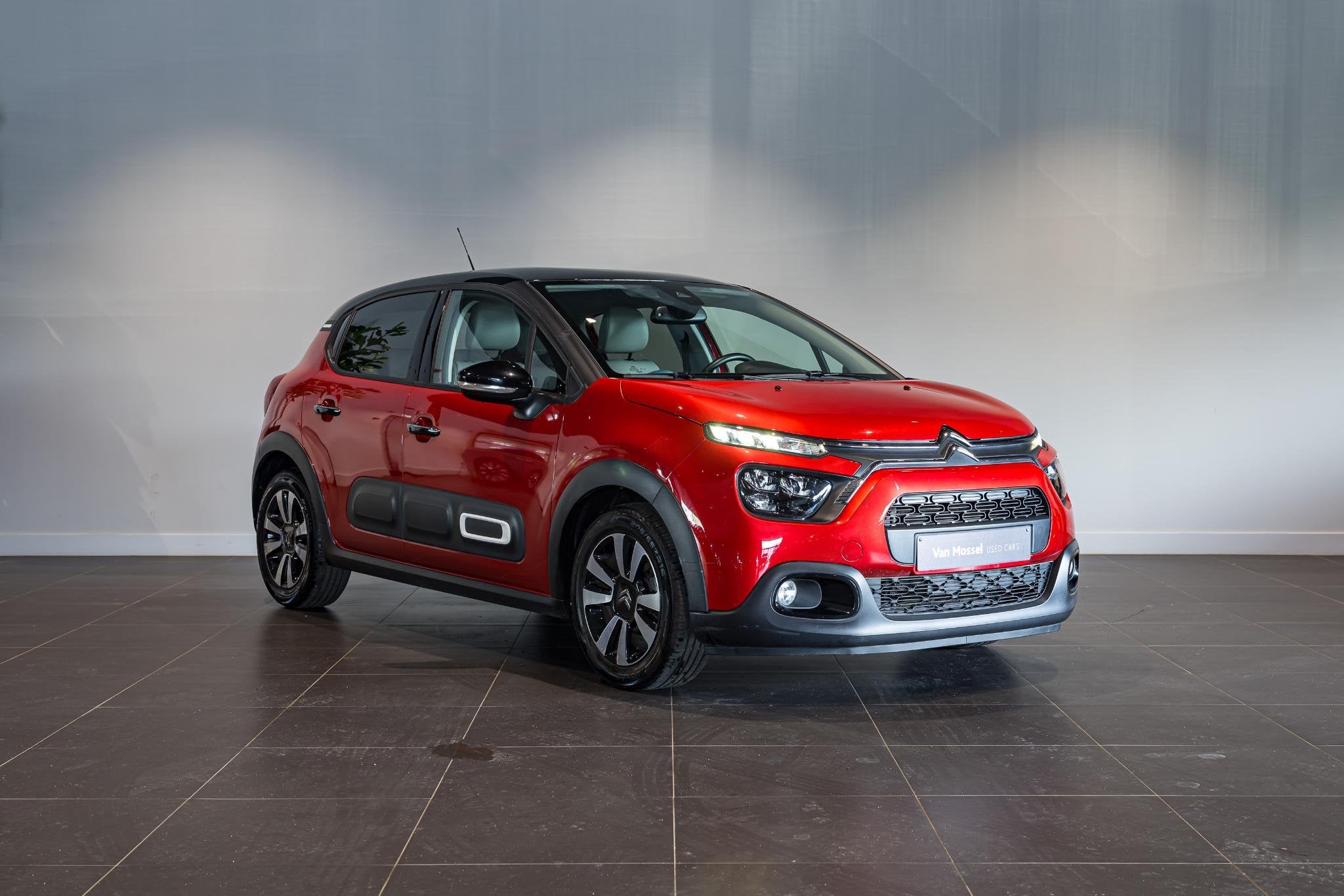 Citroën C3 1.2 PureTech 110 S&S MAN6 Feel, Electronic Stability Program (ESP), 600 kg, Euro 6, Entreprise