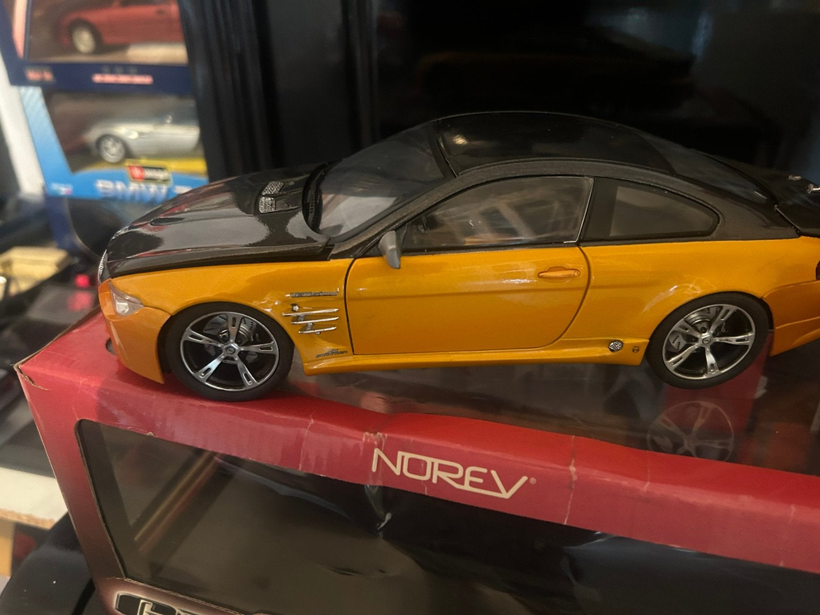 La BMW GTi Norev n'a pas de rétr chose dans une valise, Enlèvement ou Envoi, Comme neuf, Norev