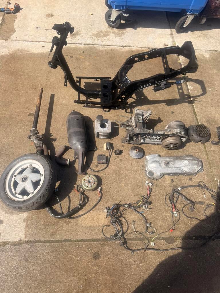 Piaggio zip 125 duitse A1 papieren tph, Motoren, Ophalen