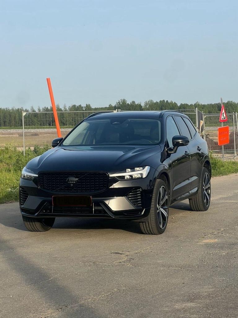 Volvo XC60 Recharge R-Design T6 AWD Plug-in Hybrid  Full Opt, Autos, Achat, Euro 6, 253 kW, Entretenue par le concessionnaire
