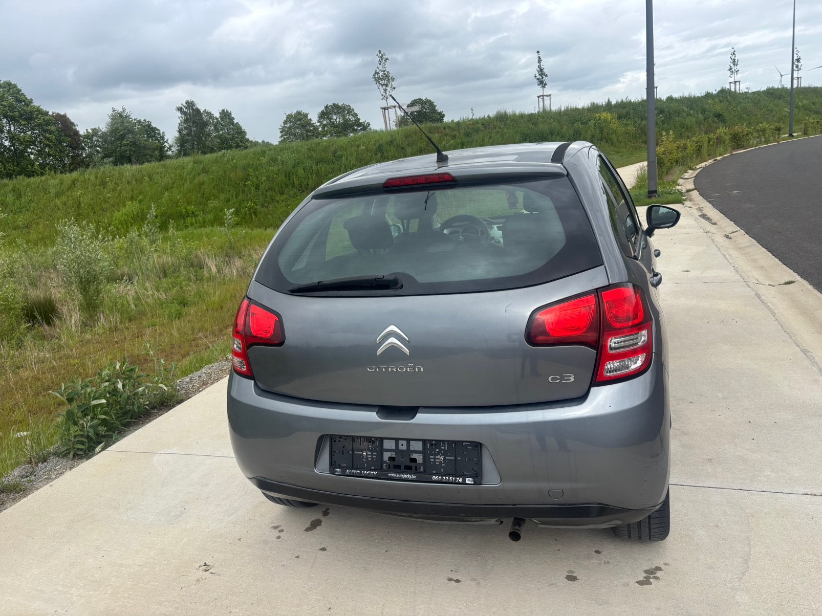 Citroen C3 1.1i Attraction 2012 EURO 5 85000kM, Autos, Capteur de lumière, Entreprise, Boîte manuelle, Noir