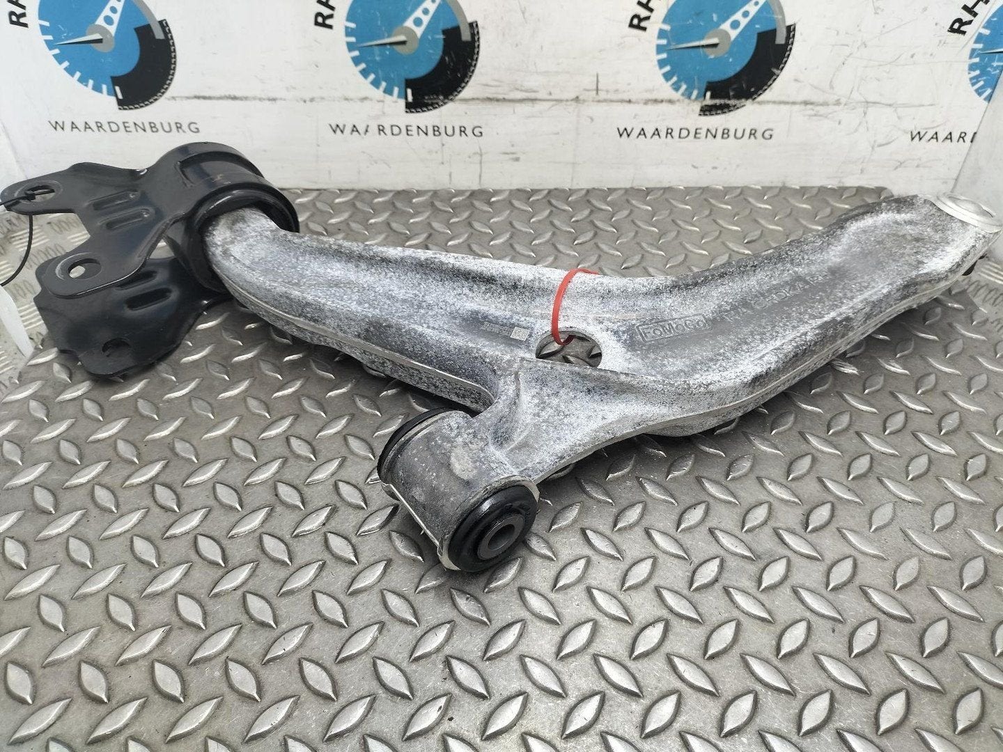 FORD TRANSIT CONNECT LWB Trend DRAAGARM ONDER RV KV6C3A423HJ, Enlèvement ou Envoi, Utilisé, ARN reconnu