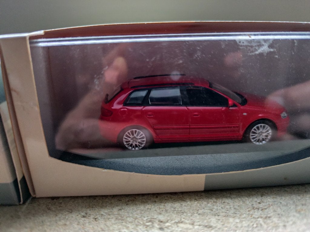 audi a3 1/143 origineel, Ophalen, Nieuw, Auto, Overige merken