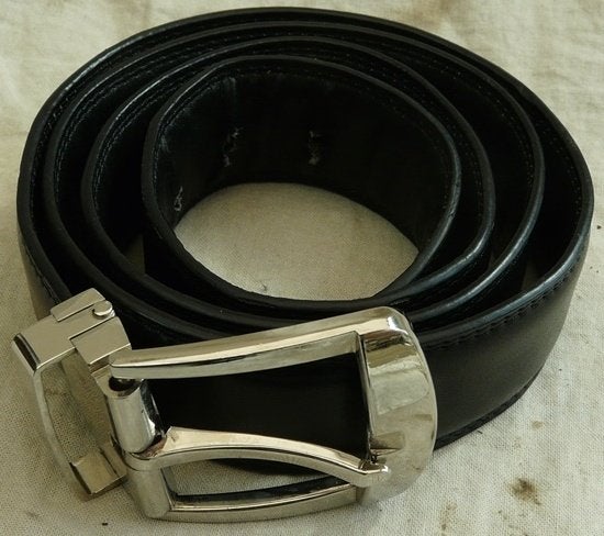 Riem, Uniform DT2000, Koninklijke Marechaussee, 2000s.(Nr.1), Enlèvement ou Envoi, Gendarmerie, Vêtements ou Chaussures