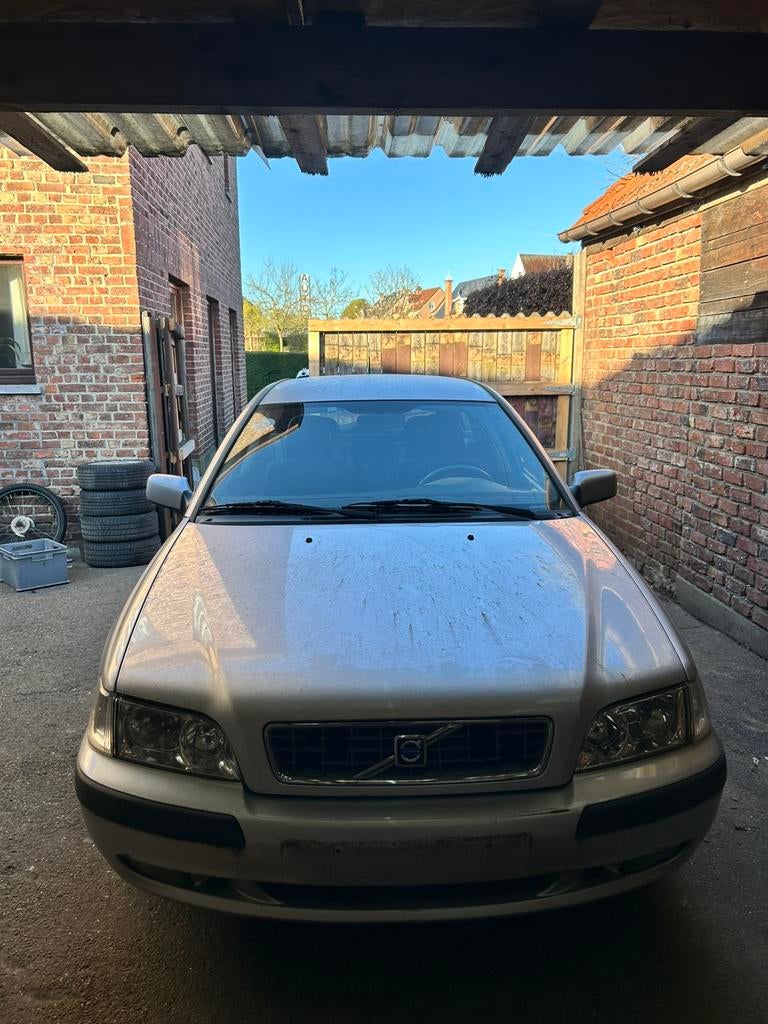 Vovo v 40 voor onderdelen, Auto's, Particulier, Te koop