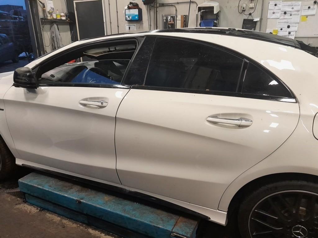 PORTIERGREEP BUITEN LINKS ACHTER Mercedes-Benz CLA (117.3), Gebruikt, Achter, Mercedes-Benz