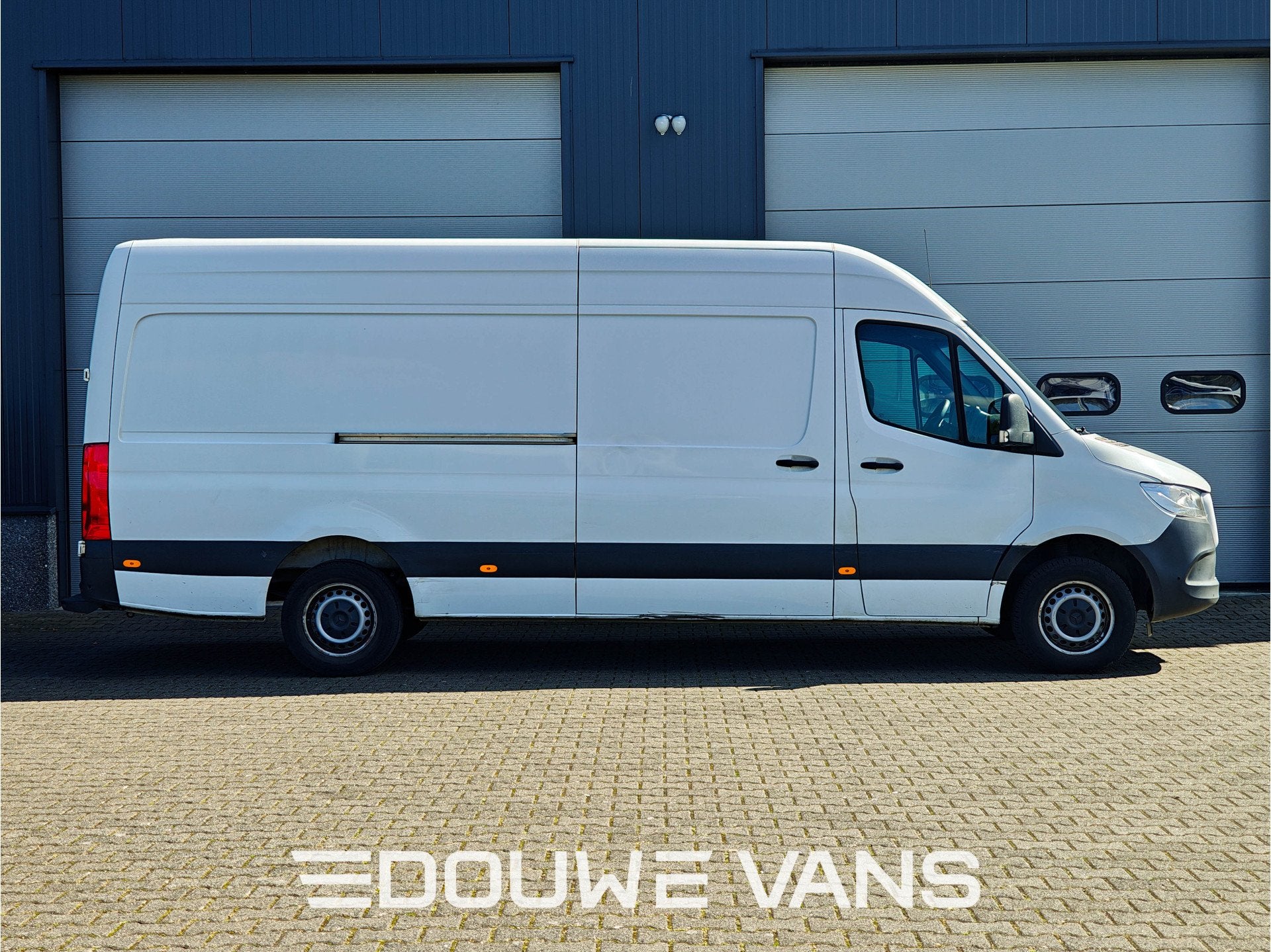 Mercedes-Benz Sprinter L3H2 314 MBUX 360 Camera Navigatie Ca, Auto's, Bestelwagens en Lichte vracht, Automaat, Gebruikt, 4 cilinders