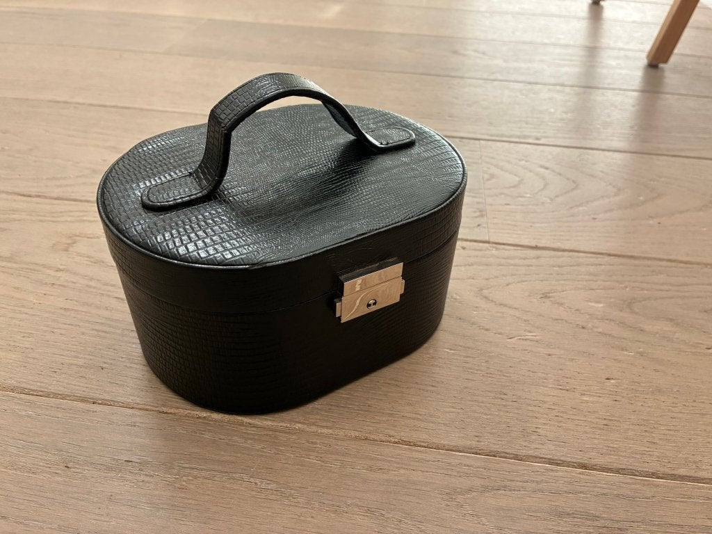 Juwelenkistje, Zwart, Met slot, Ophalen of Verzenden, Zo goed als nieuw