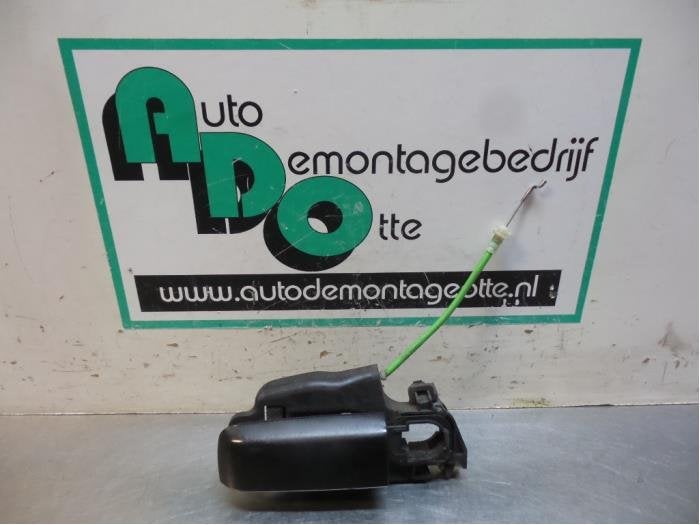 Poignée portière 4portes avant gauche d'un Lancia Musa, -, Utilisé, -, Lancia