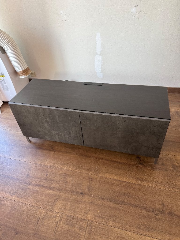 Meuble tv, Enlèvement
