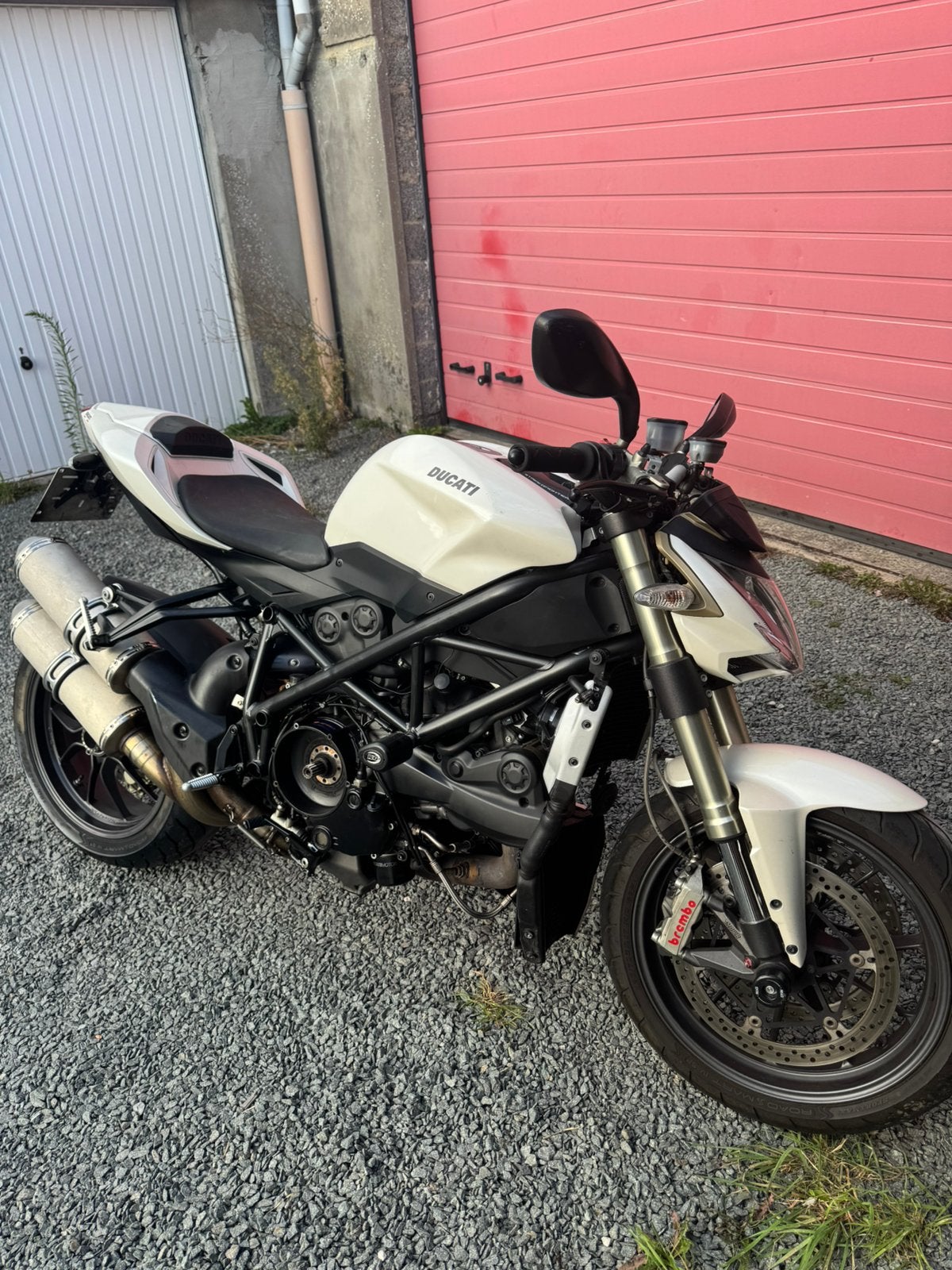 Ducati Streetfighter 1098 2010 23 000km dommages moteur, Motos, Permis Moto A, Occasion, Plus de 35 kW, Échappement sport