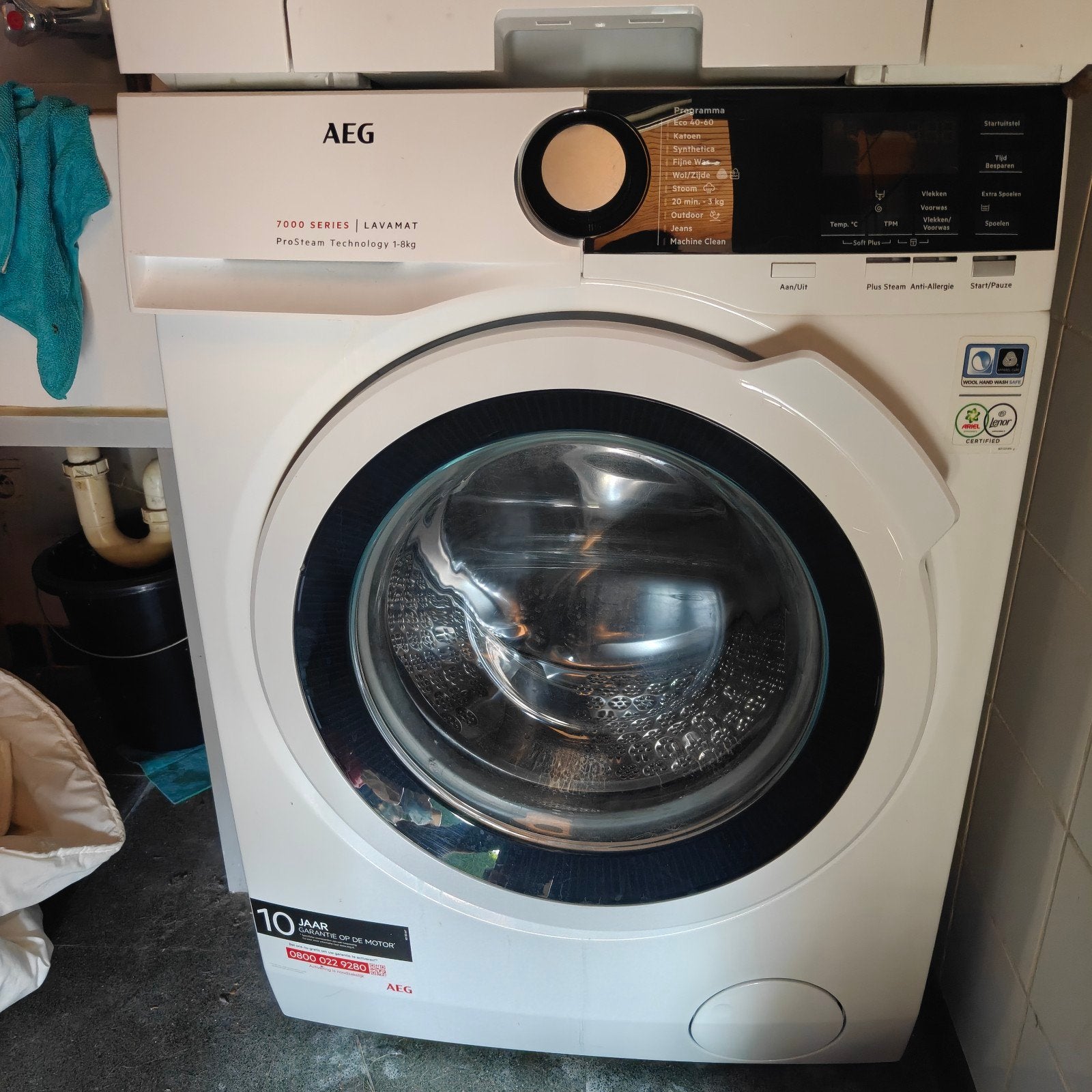 wasmachine AEG, Ophalen, Gebruikt, 8 tot 10 kg, Energieklasse A of zuiniger