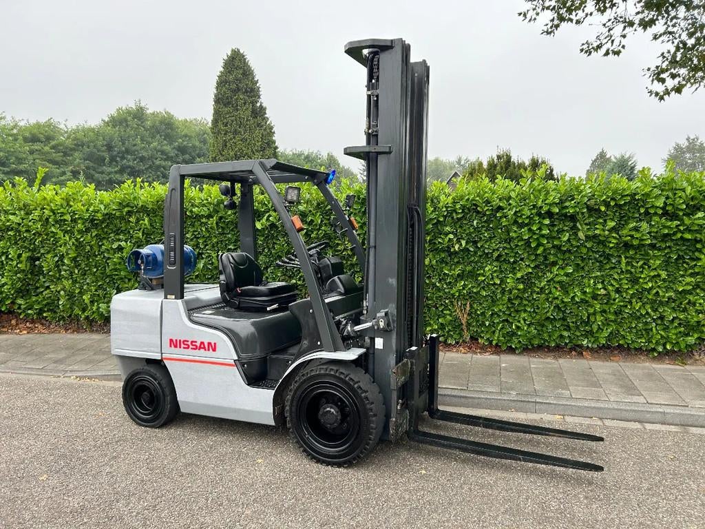 Nissan UG1F2A35DU Heftruck (bj 2013), Zakelijke goederen, 3000 tot 4000 kg, LPG, Heftruck, Nissan