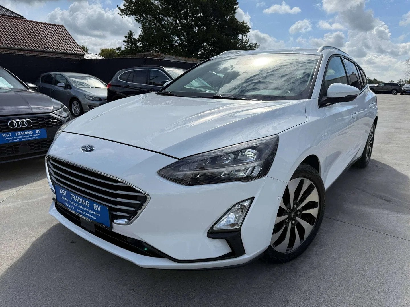 Ford Focus 1.5 TDCI AUTOMAAT CLIPPER FULL LED NAVIGATIE CAME, Auto's, Lichtsensor, Stof, 4 cilinders, Bedrijf