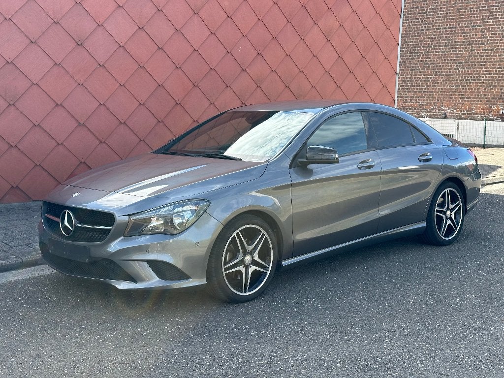 Mercedes CLA 200 Benzine GPS Leder AMG Velgen 1e eig Euro 6, 4 cilinders, Bedrijf, 131 g/km, Navigatiesysteem