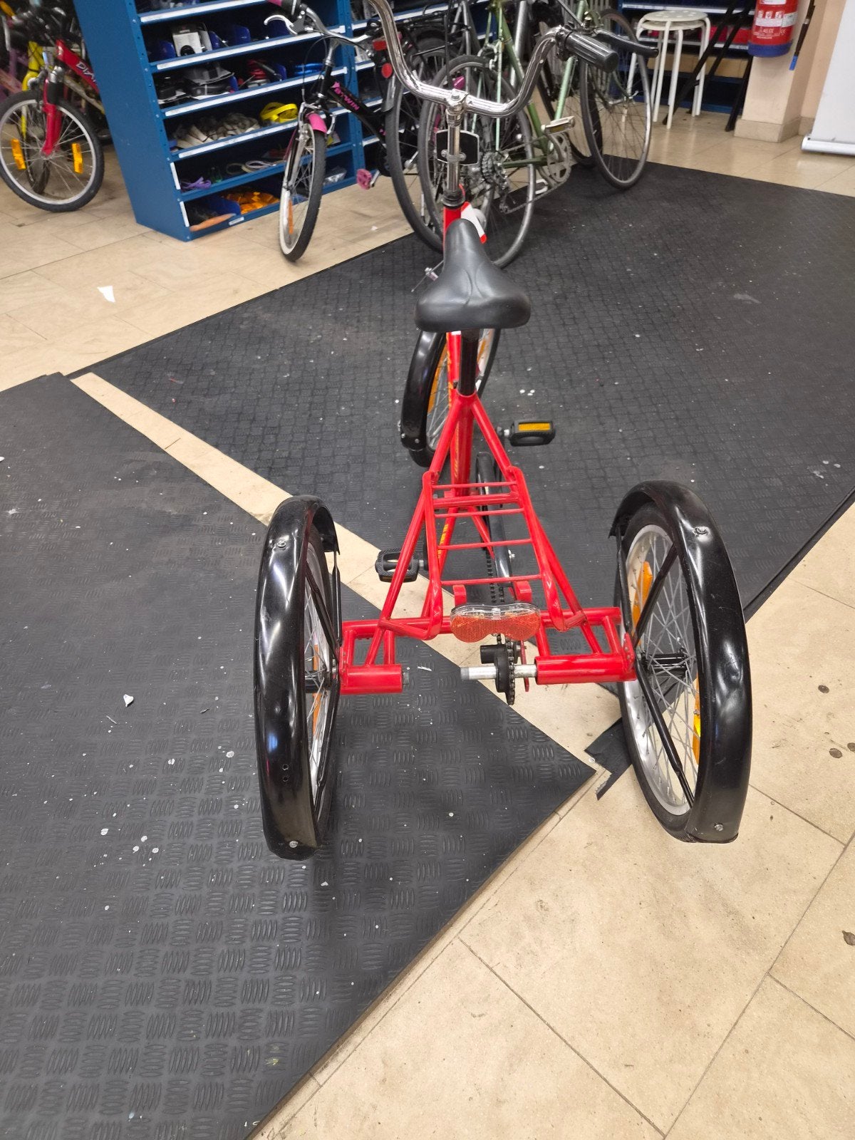 driewieler, Ophalen, Zo goed als nieuw, Velgrem, Tri-bike