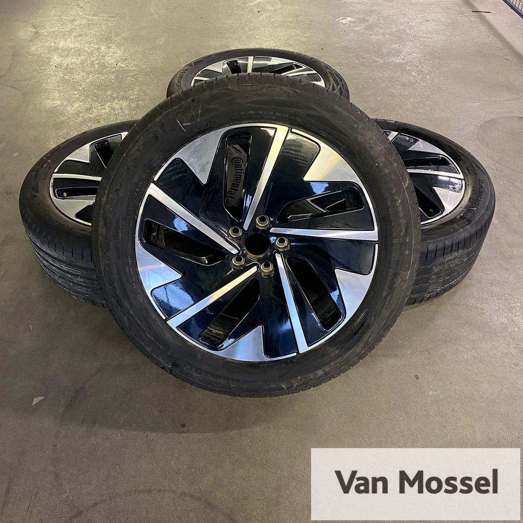 VW ID.7 Continental EcoContact 6Q 235/50/R19 -  255/45/R19 1, Auto-onderdelen, 19 inch, Gebruikt, -, -