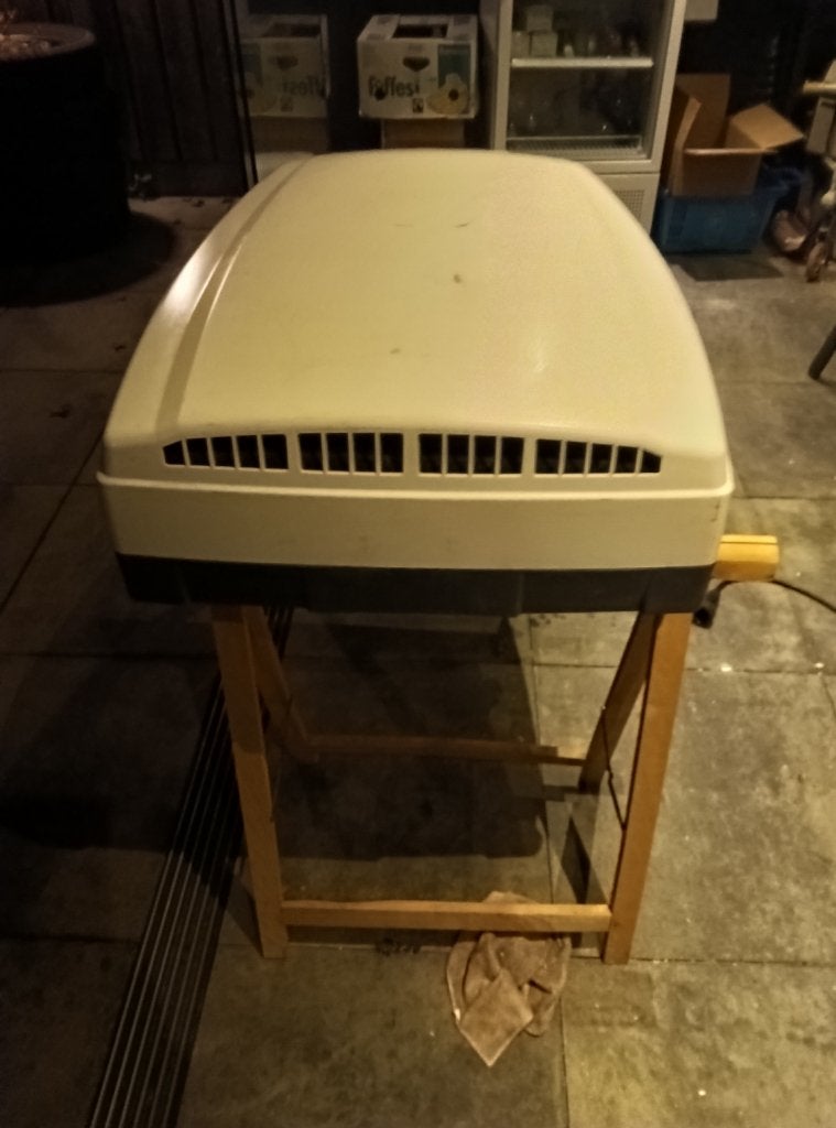 Te koop Dometic B1500 dakairco, Ophalen, Gebruikt