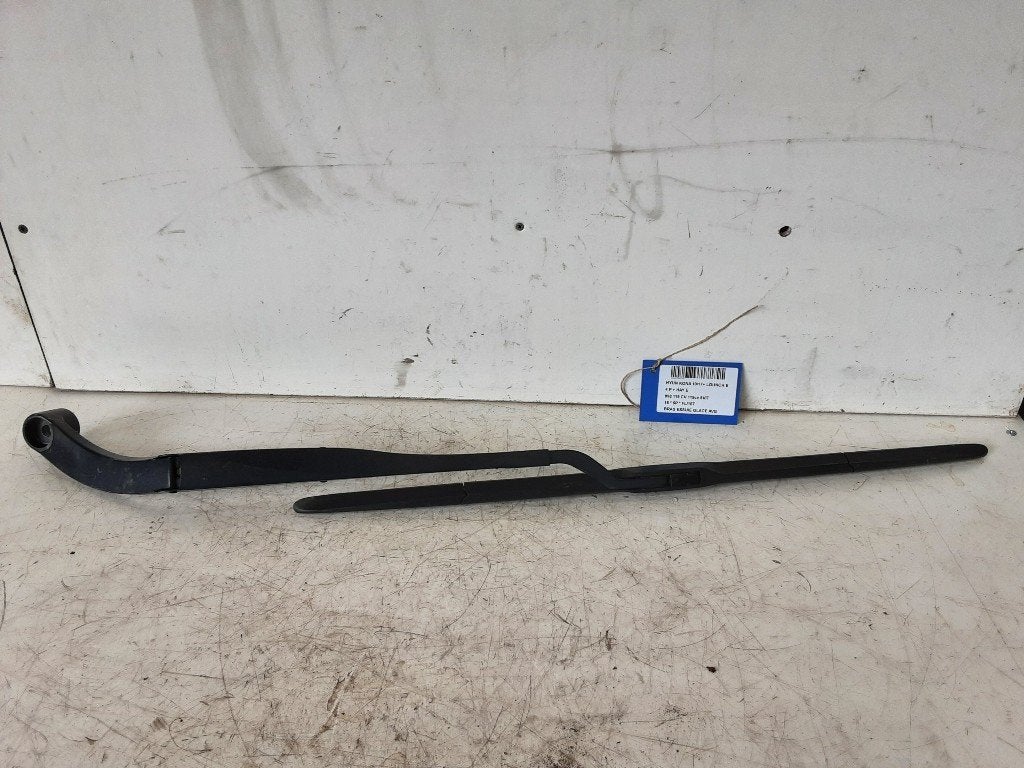 RUITENWISSERARM LINKS VOOR Hyundai Kona (OS), Hyundai Motor Deutschland GmbH, Gebruikt, Kaiserleipromenade 5
63067  Offenbach am Main, DE