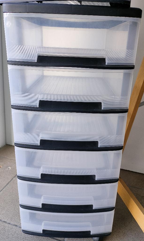 Ladeblok met wieltjes, Huis en Inrichting, Gebruikt, Overige merken, Kunststof, Ophalen