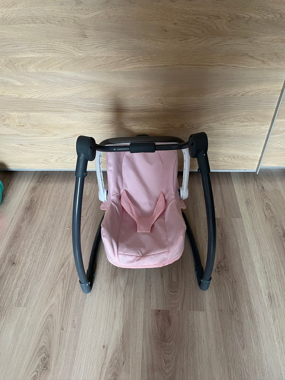 Smoby Maxi Cosi, Enfants & Bébés, Jouets | Poupées, Enlèvement, Comme neuf