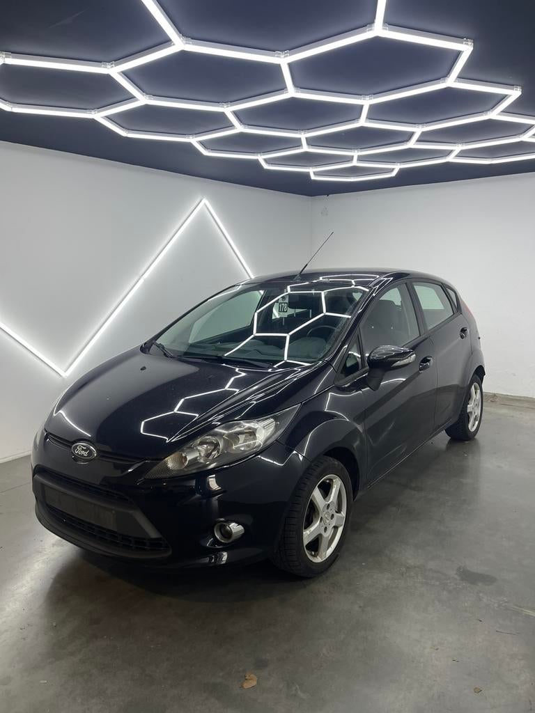 Ford Fiesta| 2013| 66.868KM| 1 AN GARANTIE, Autos, Euro 5, Achat, Entreprise, Boîte manuelle