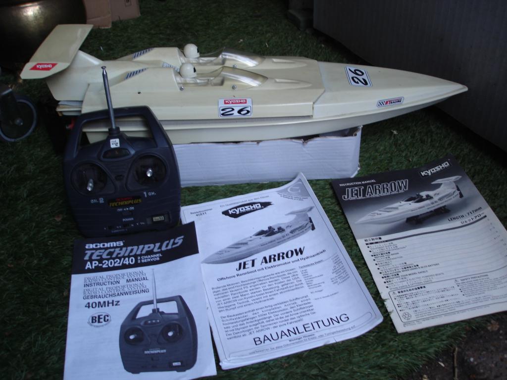 Kyosho Jet Arrow  vintage  rennboot uit de jaren 90, Ophalen, Gebruikt