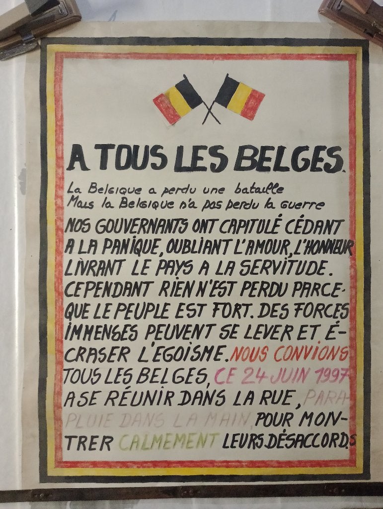 Handgeschreven activistische poster België 1997 - 50x65 cm, Ophalen of Verzenden