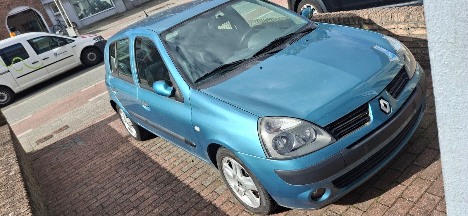 renault clio 1.2L 16v 77000km parfait état 06/ 2005 3500€, Achat, Boîte manuelle, Alarme, 5 portes