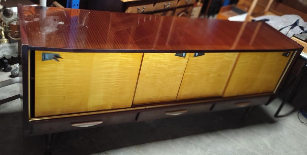 retro.vintage Scandinavisch dressoir, Ophalen
