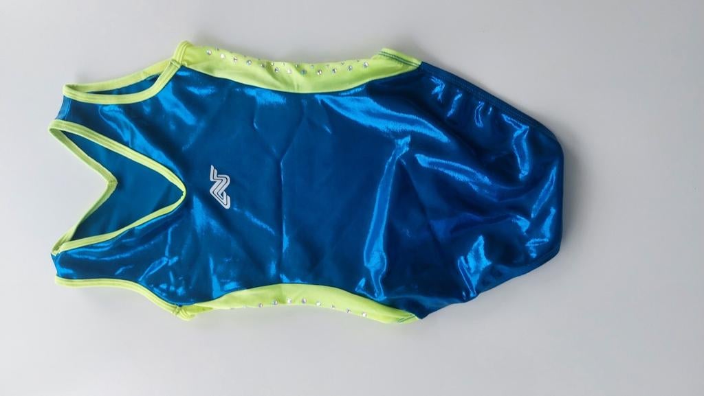 NiEUW Turnpakje Aerials by Alpha Wood Maat CLA 10 jaar, Sports & Fitness, Gymnastique, Neuf, Taille enfant de 122 à 140, Maillot de gymnastique