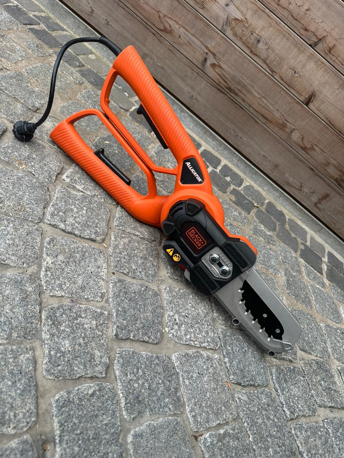 Black+Decker snoeizaag, Tuin en Terras, Takkenscharen, Ophalen, Gebruikt, 50 mm of meer