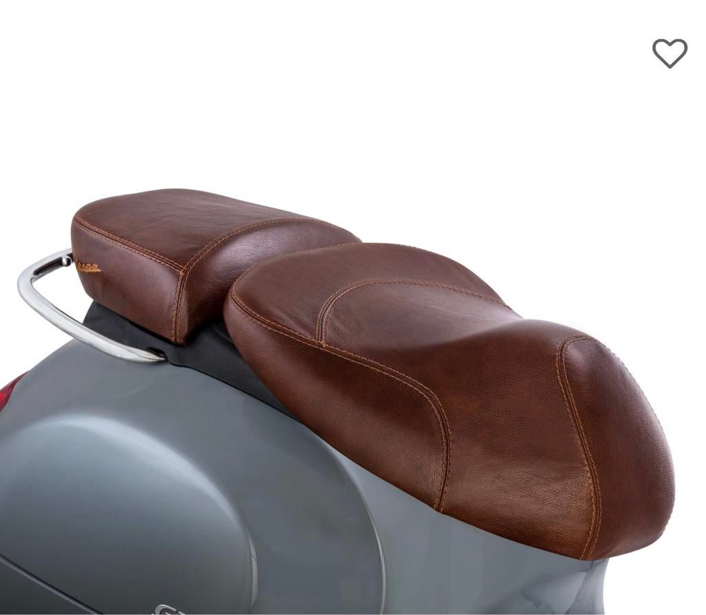 Buddyseat duo zadel leder tobacco, Fietsen en Brommers, Brommers | Vespa, Ophalen, Zo goed als nieuw